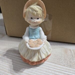 Megan and Friends by Heartline Figirine